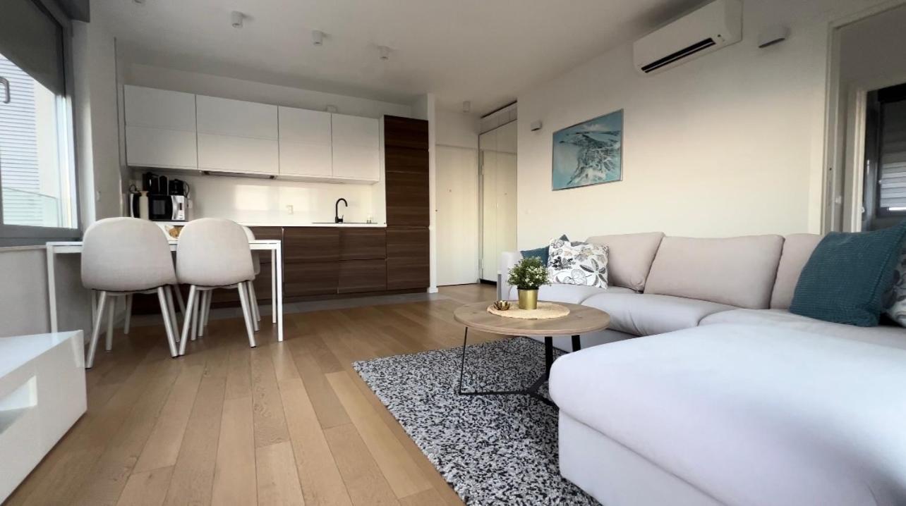 Splendid Split View Apartment Exterior photo